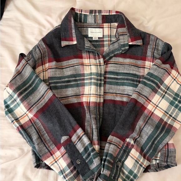American Eagle Outfitters Tops - American Eagle cropped flannel